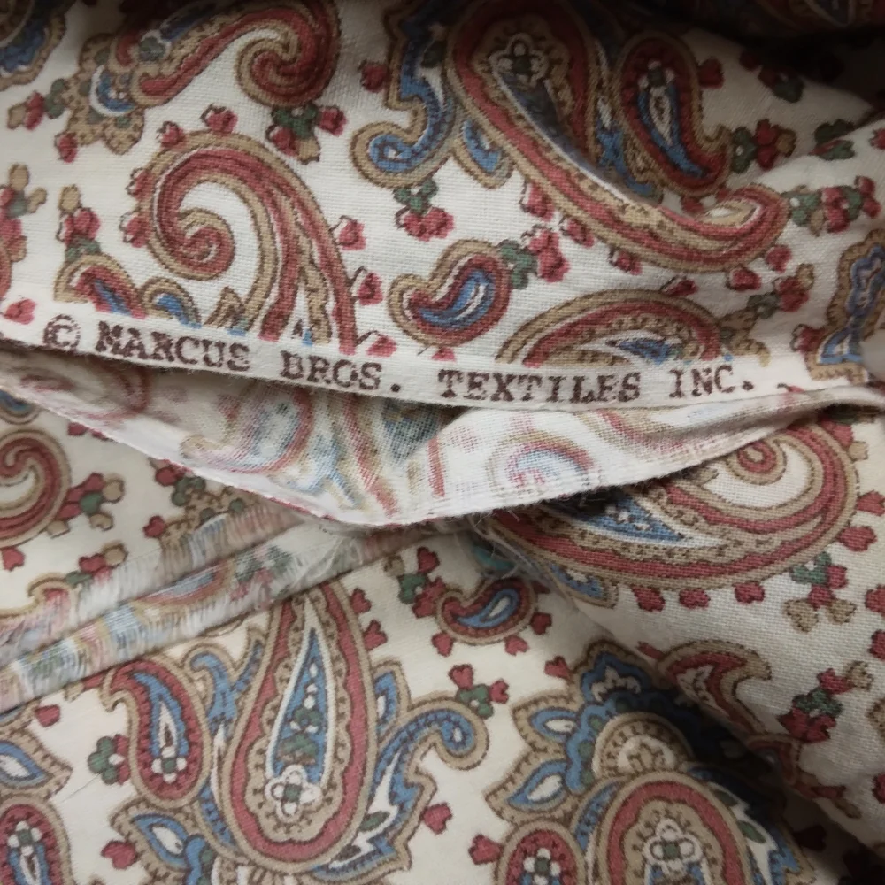 FABRIC Vintage Paisley Print On Cream Cotton Fabric By Marcus Bros Text Inc 1 Yd